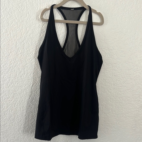 Lululemon Athletica Black Racerback Tank Top - Picture 1 of 3